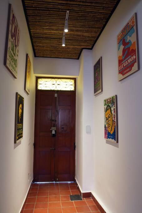 הוילה Nueva En San Antonio Cali, La Casa De Tona מראה חיצוני תמונה
