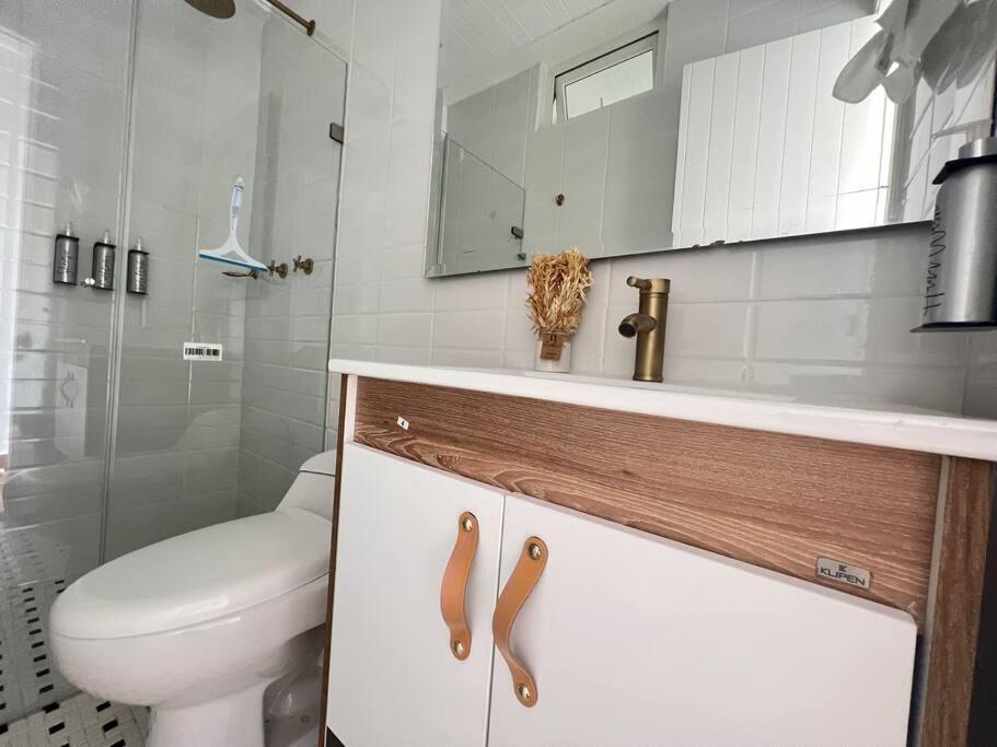 הוילה Nueva En San Antonio Cali, La Casa De Tona מראה חיצוני תמונה