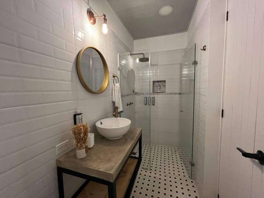 הוילה Nueva En San Antonio Cali, La Casa De Tona מראה חיצוני תמונה