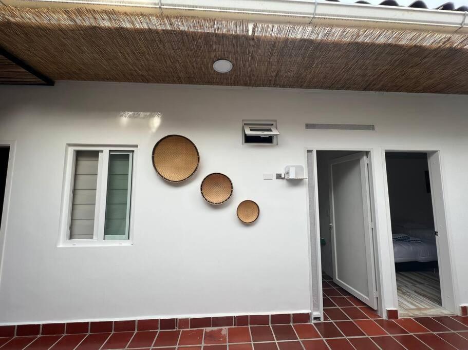 הוילה Nueva En San Antonio Cali, La Casa De Tona מראה חיצוני תמונה