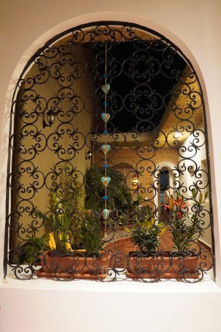 הוילה Nueva En San Antonio Cali, La Casa De Tona מראה חיצוני תמונה
